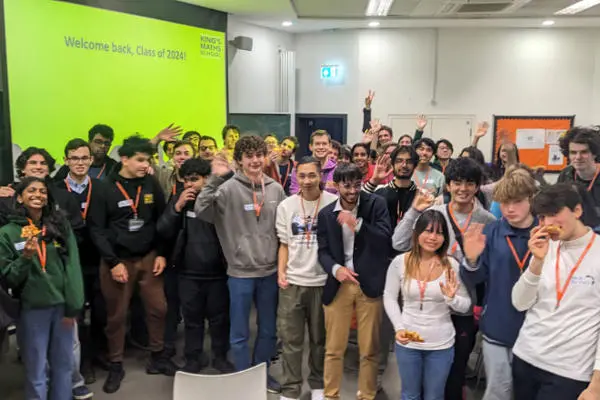 Class of 2024 alumni reunion photo website