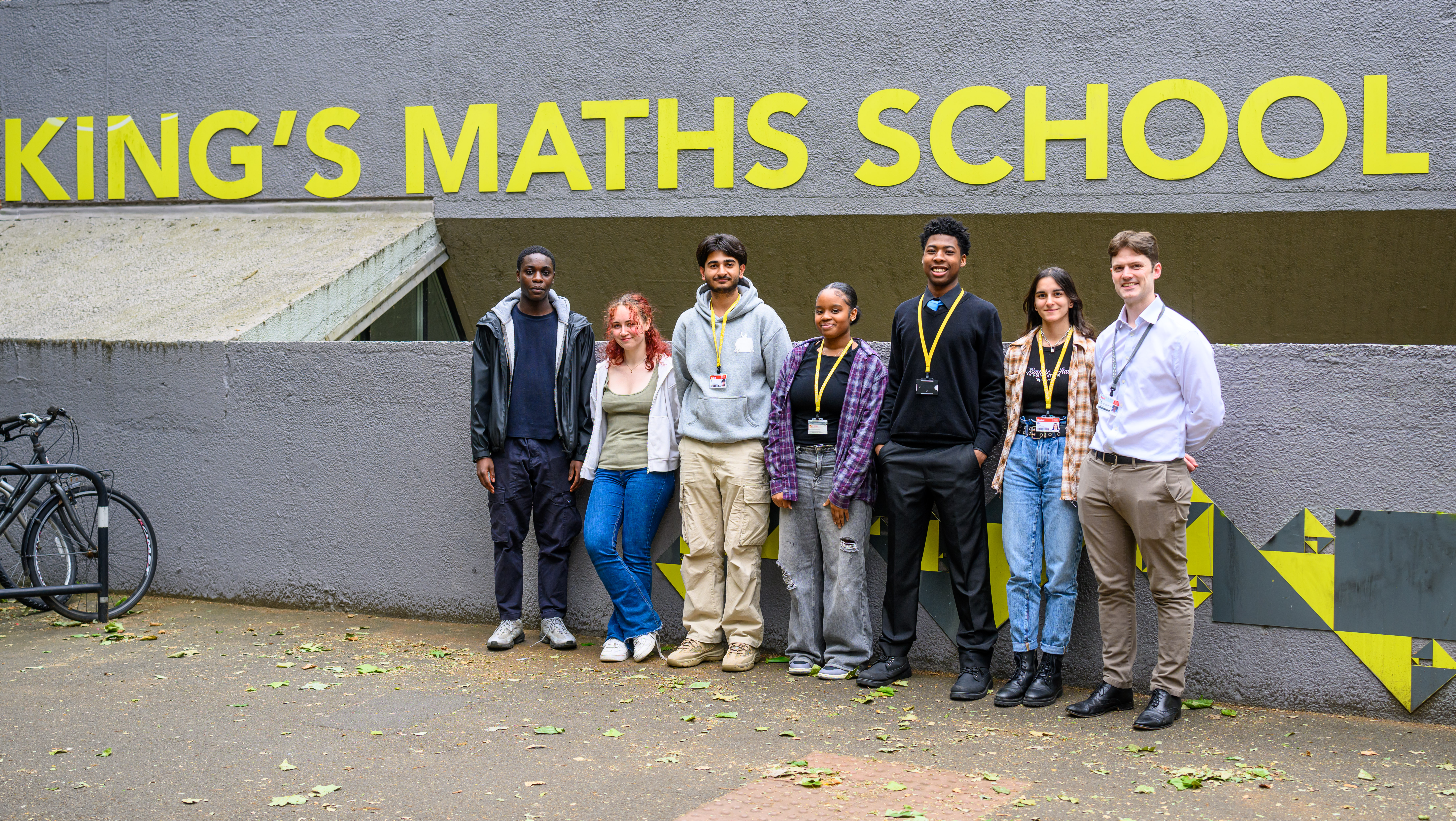 Tim and students in front of school Contensis 2024